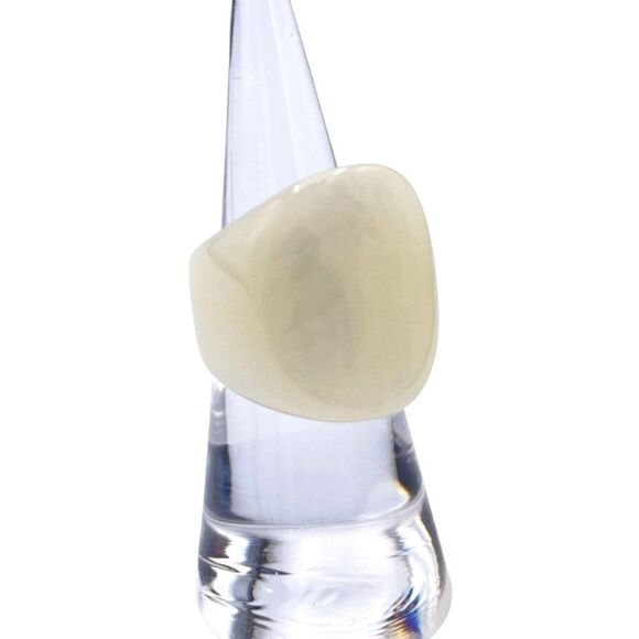 Cream with Yellow Gold Iridescent Glitter Acrylic Oval Chunky Ring Size 7 - Picture 8 of 8